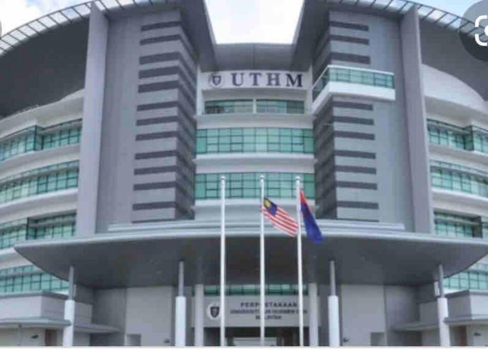 Homestay Delisha Parit Raja Uthm Exterior foto